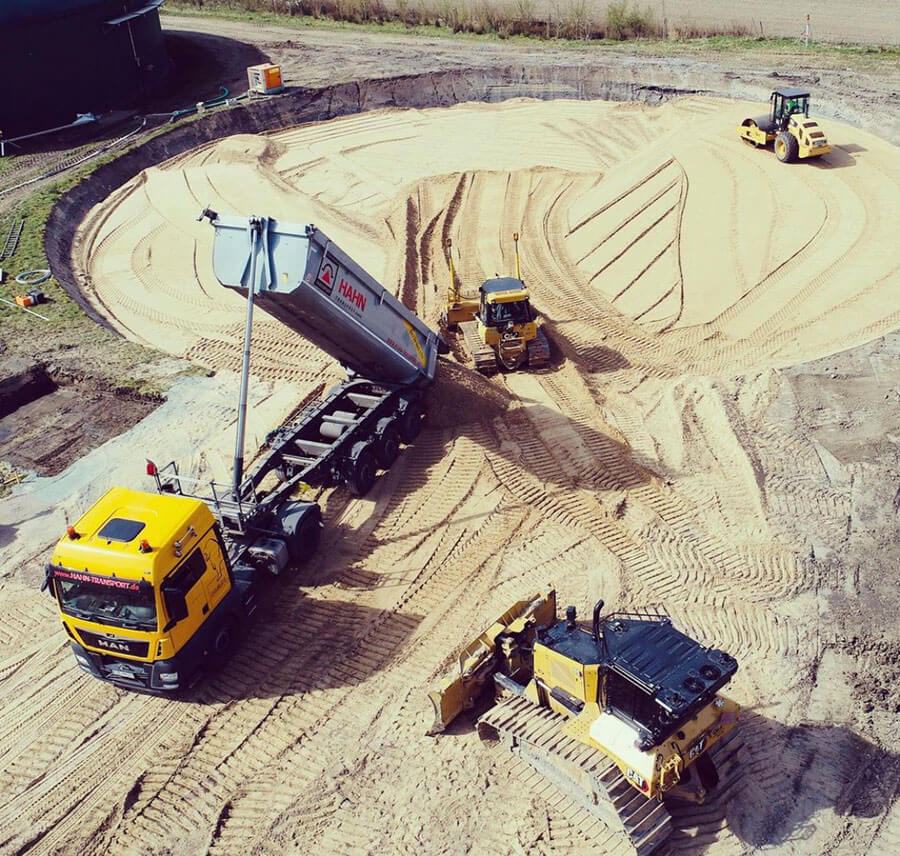 Schuettgut-Transporte-Elbe-Weser-Dreieck-Bremervoerde-HAHN-Transport-GmbH